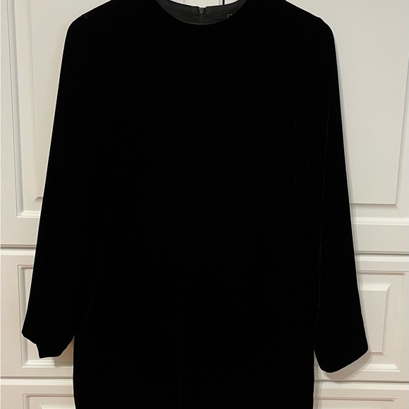 COS Black Garment - Picture 3 of 5
